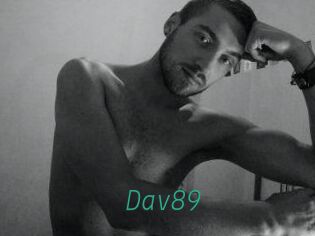 Dav89