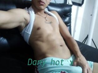 Dany_hot_x